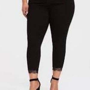 New Torrid ankle skinny premium stretch jeans size 24S